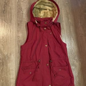 Dark red/ fleece lined ladies vest